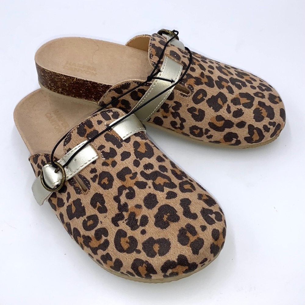 Harper Canyon Kyra Animal Print Clogs Size 13M